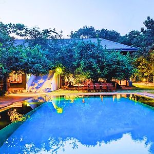 Pinthaliya Resort